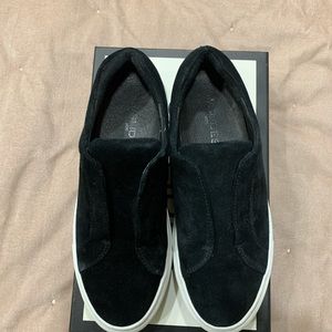 J/Slides Black Suede Leather LUV Sneakers Size 7